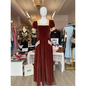 Antique Fashion Originator's Guild Collector's Dress